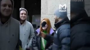 Чому хохлы и хохлушки не хочути вертататься в ридну Неньку 🥴