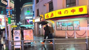 ☔ Токио ночью в ливень: неон, отражения и дождь 2025! 🏙️