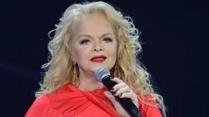 Директор Долиной сообщил, что певица переживает из-за нападок в соцсетях