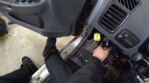 Владелец не смог завести лансер после шиномонтажа!.mp4