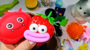 АСМР распаковка сквишей и антистрессов 🤗 режу СКВИШИ 🫶🏻 Таба лапки 🐾