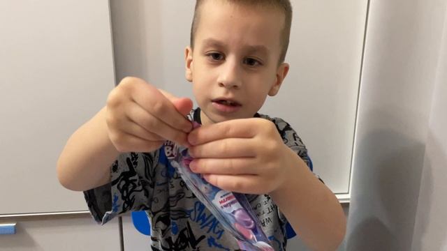 Минимикс распаковка сюрпризов в пластике в пакетике в шоколаде и в коробочках. 1 Sweetbox смотреть онлайн