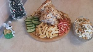 Куриное Филе в сметанном соусе с Картошкой в духовке и Легкий Быстрый салат.Ужин на Скорую руку