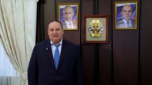 Поздравление ректора Финансового университета С.Е.Прокофьева с днём матери!