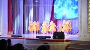 В ДНР росгвардейцы поздравили женщин с Днём матери 🎉