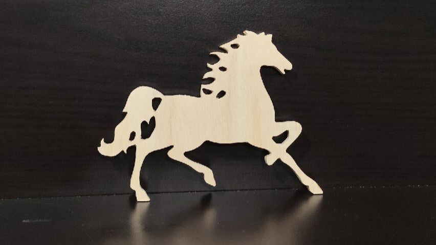 Лошадь из фанеры лобзиком смотреть онлайн