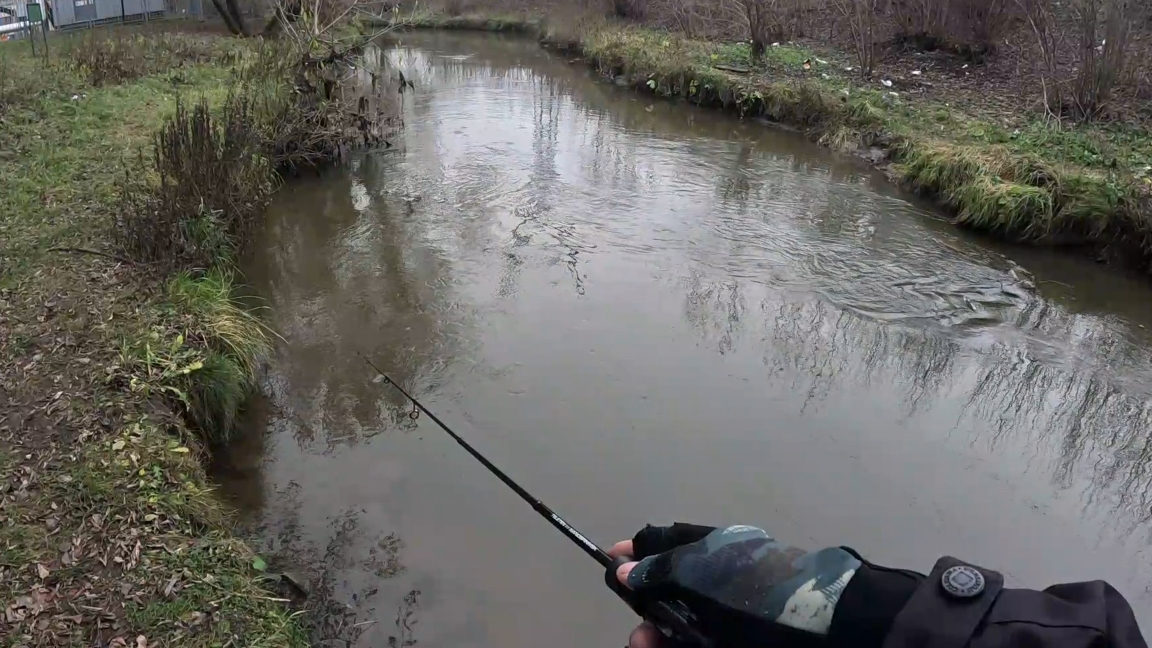 Мормышинг. Половил осеннего Пескаря. смотреть онлайн