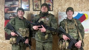 В День матери особенные слова с передовой приходят женщинам, воспитавшим героев.