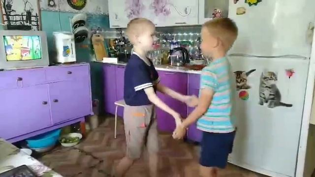 Вадим и Кирилл смотреть онлайн