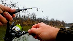 Самые ЖАДНЫЕ Поклевки Сезона! ЖОР в конце ноября! Рыба не спит. Рыбалка на спиннинг на реке!