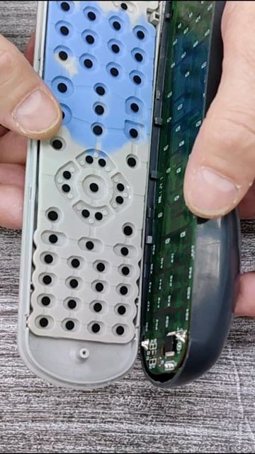 Сборка пульта Toshiba RC-32TR смотреть онлайн