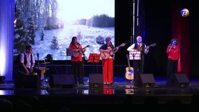 А у нас сегодня снег (сл. и муз. Тагир Мухаметов) исп. ансамбль Меридиан г. Выкса смотреть онлайн