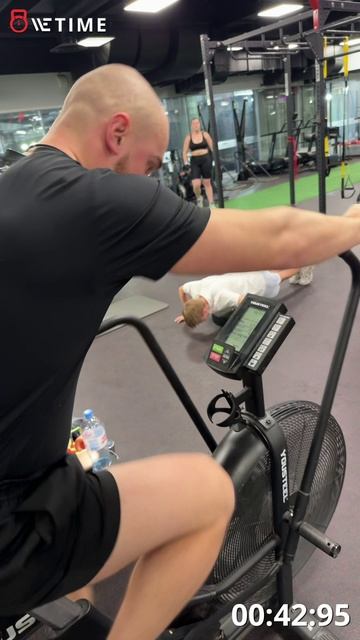 Бабаскин Артём. Территория Фитнеса Курск. Член клуба. 57 повторений.