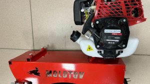 Краткий обзор гусеничного модуля с четырёхтактным двигателем 38куб.см. Красный.