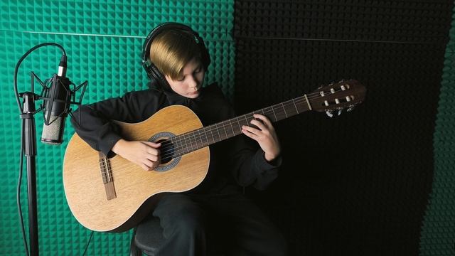 Premium Sound: Георгий Байков - FingerStyle Etude