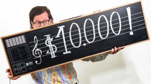 10'000$ Chalkboard Synth from Florian Schneider (Kraftwerk) Auction