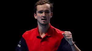 Теннисист Медведев обыграл Грикспора на турнире в Петербурге