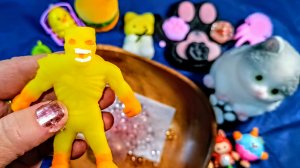 АСМР распаковка сквишей и антистрессов ТАБА СКВИШИ лапки 🐾 приятные звуки АСМР сквишей 🥰