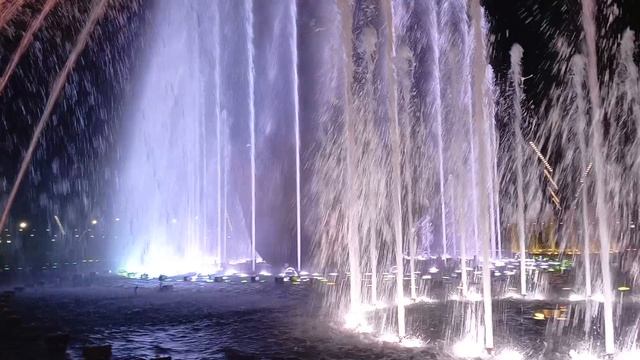 поющий фонтан смотреть онлайн