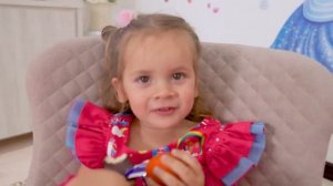 Волшебное приключение с русалкой в бассейне!