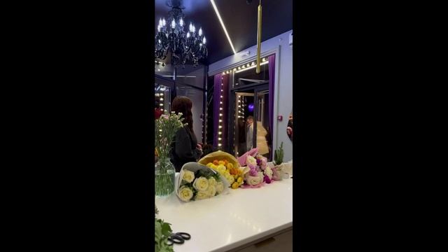 Астраханский общественник Алексей Васильев поздравил мам с их Днём смотреть онлайн