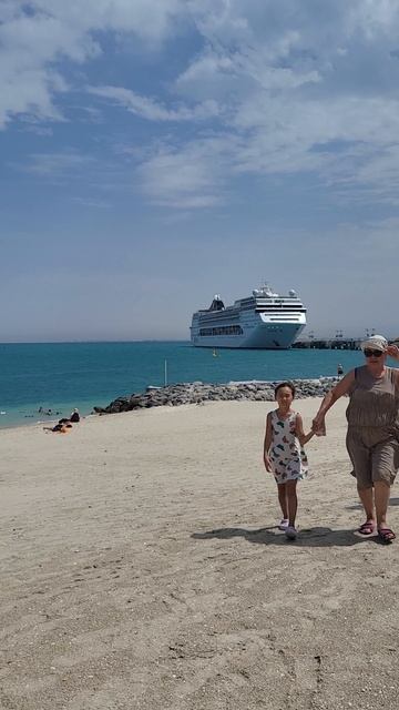 Круиз Персидский залив Остров Сир Бин Яз  #путешествие #круиз #семья #саяхат #демалыс #отдых #отпуск