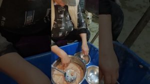 Ужин в приюте, спинки и варёные сосиски