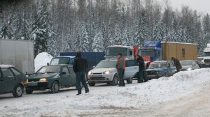 Гигантская пробка из машин образовалась на трассе Р-258 «Байкал» в Бурятии из-за непогоды