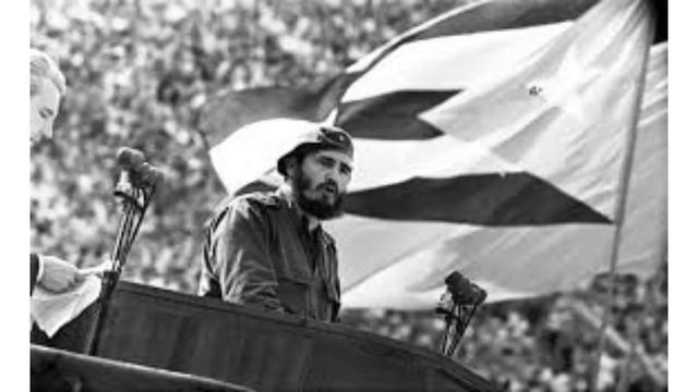 69 лет назад - Фидель Кастро с отрядом прибыл на Кубу с целью государственного переворота