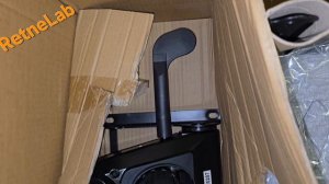 Кресло "Титан Фабрик 2" с нашими универсальными пластинами для сдвига подлокотников ближе к спинке,