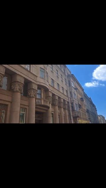 Санкт-Петербург. Доходный дом А. И. Нежинской (также известен как «Египетский дом»)