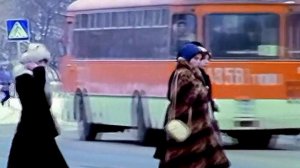 1986 год. Тюмень. Пешеходы переходят улицы где попало