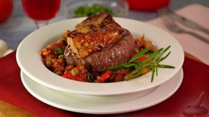 Ресторанное блюдо на домашней кухне. ГОВЯЖЬЯ ВЫРЕЗКА ПО-БУДАПЕШТСКИ