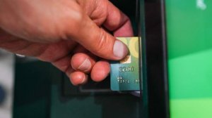 Платежная система Wise предупредила о блокировке карт россиян без ВНЖ Евросоюза