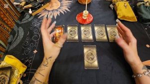 Расклад Таро. Основные события Декабря