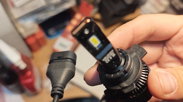 Лампа HIR2 12 24v 6500K Ultinon Rally 3550 LED - 11012U3022X2 2шт PHILIPS