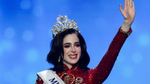 Мисс Вселенную могут лишить короны