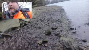 Первый день зимы. Москва-река ещё не готова к рыбалке