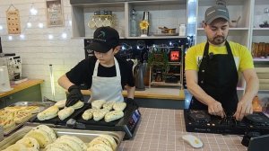 Пряники для клиентов, Халуми на гриле под Техно Хаус. Предновогодний Микс от Сыроварни Елисеевых