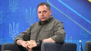 Гончаренко: погранслужба Украины получила запрет на выезд Ермака за границу