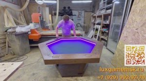 Шестиугольный стол для настольных игр