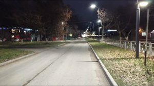 Первое Декабря, катаю вечером по магазинам.