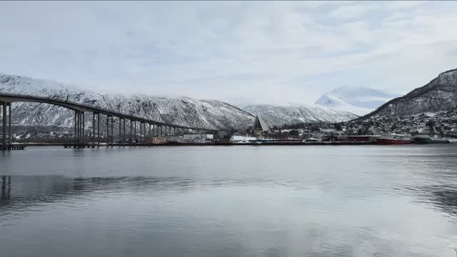 Тромсе, Норвегия 🇳🇴 - Сильный снегопад - Пешеходная экскурсия в формате 4K HDR