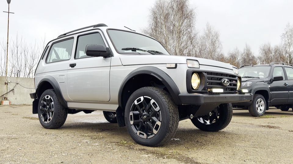 2025 LADA NIVA SPORT ЛЕГЕНДА В НОВОМ АМПЛУА