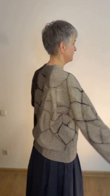 Обзор джемпера из курса Анны Федосеевой Атласный кракелюр смотреть онлайн