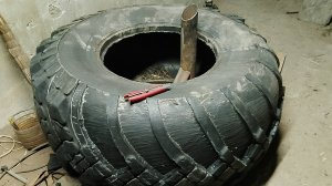 начал обдирать колесо Урал лапоть