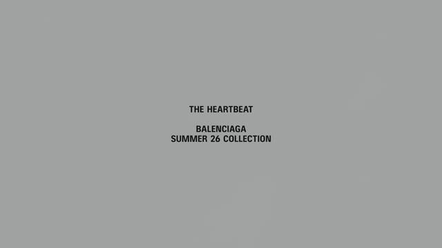 Показ женской коллекции Balenciaga весна-лето 2026