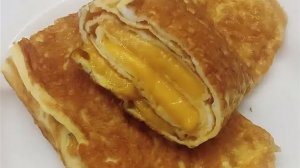 Как быстро приготовить завтрак. Яичный ролл с сыром.
