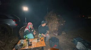 СУТКИ НА РЫБАЛКЕ С ЖЕНОЙ — ПАЛАТКА, ПЕЧКА И ТРОФЕЙНЫЙ САЗАН НА КРЮЧКЕ!