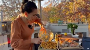 Жареный хвост лобстера с картофелем и чесноком. ПЕРЕВОД. Эгине